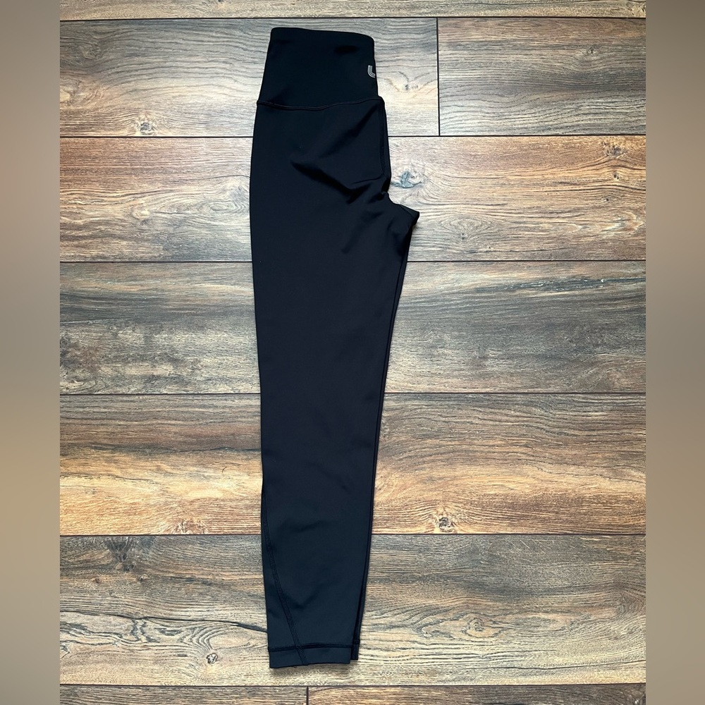 Breathe leggings in black